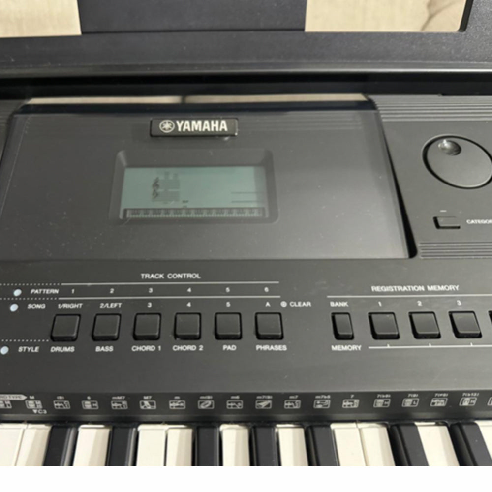 ORGANETA YAMAHA PSR-EW400 (USADA)