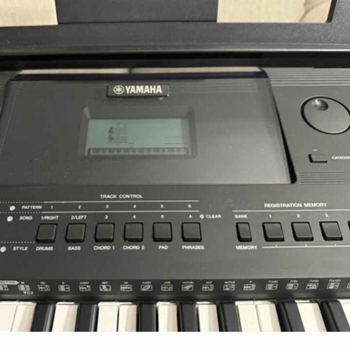 ORGANETA YAMAHA PSR-EW400 (USADA)