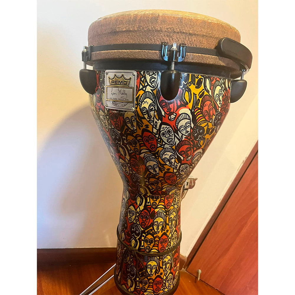 DJEMBE REMO 12" + STAND GIBRALTAR (USADO)