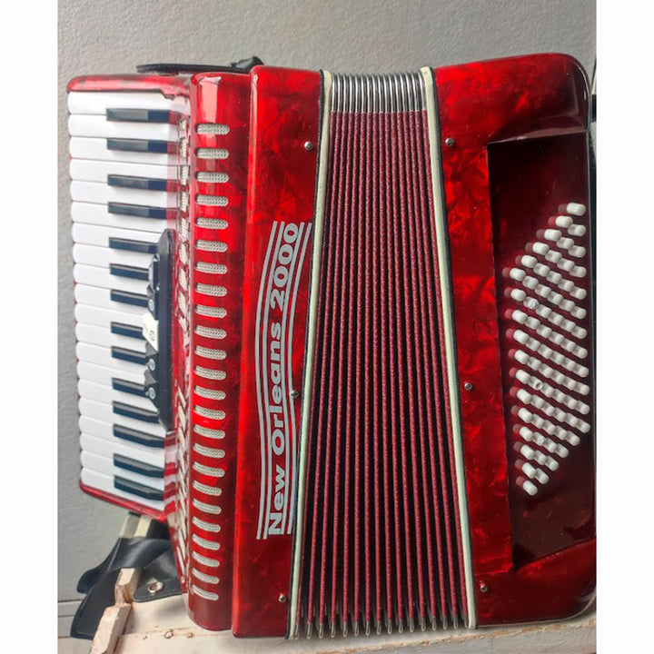 ACORDEON NEW ORLEANS 72 BAJOS (USADO)