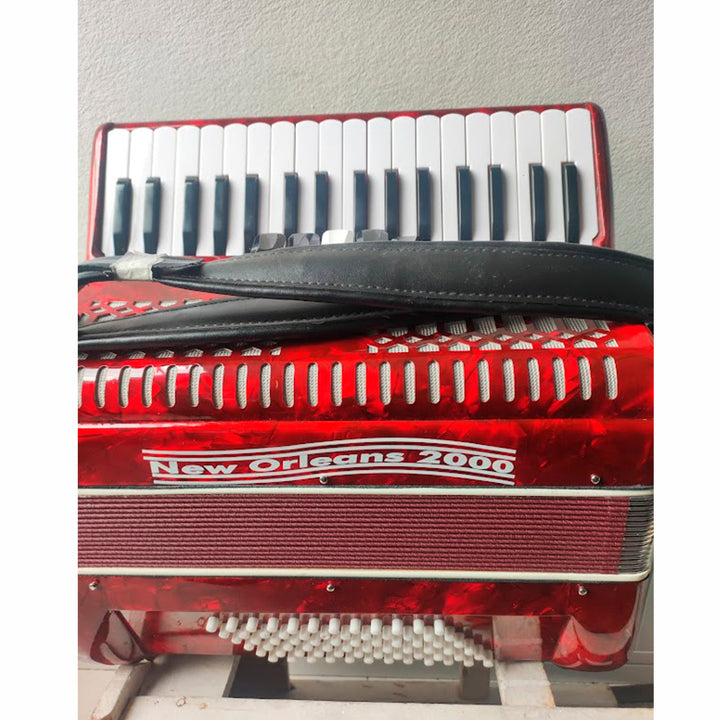 ACORDEON NEW ORLEANS 72 BAJOS (USADO)