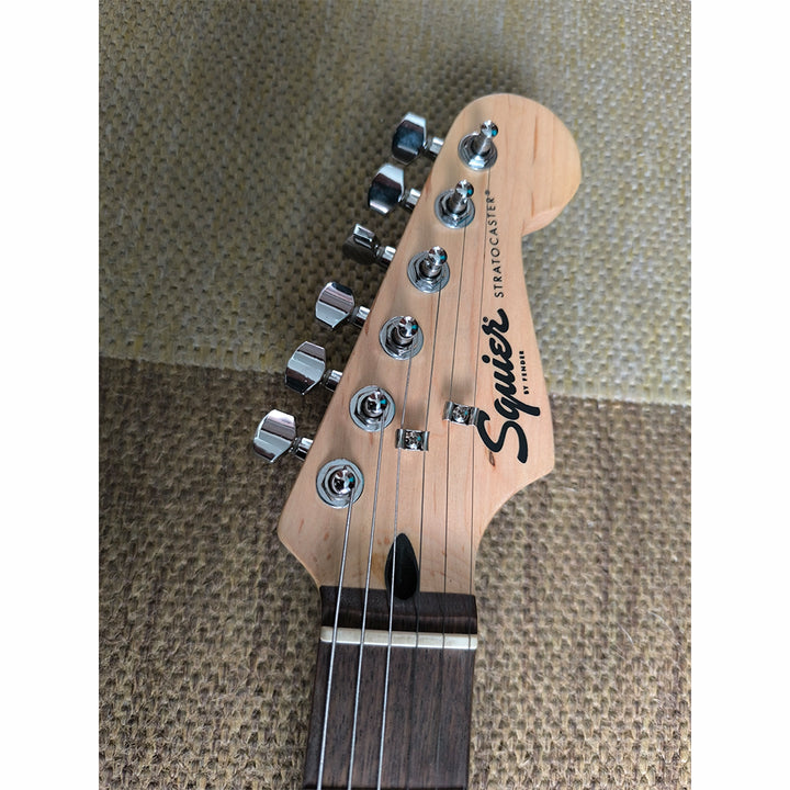GUITARRA ELÉCTRICA FENDER SQUIER STRATOCASTER (USADA)