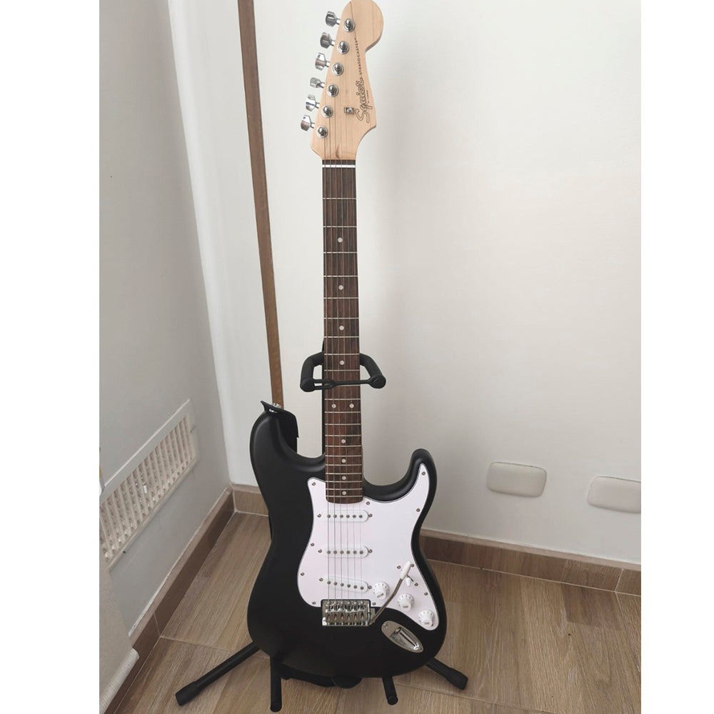 GUITARRA ELECTRICA SQUIER CON AMPLIFICADOR Y MULTIEFECTOS