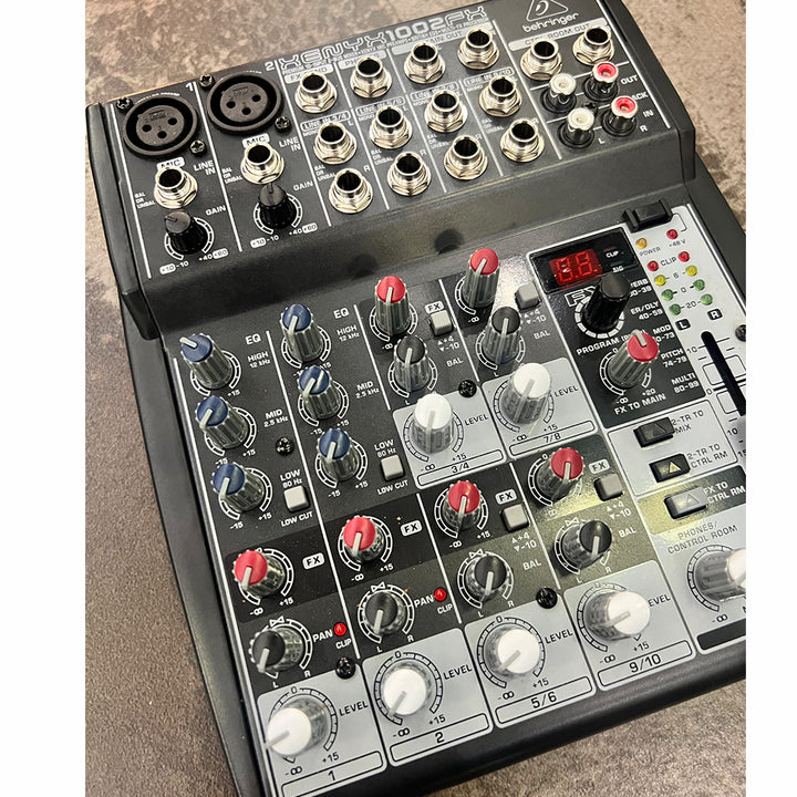 MIXER BEHRINGER XENYX 1002FX - USADO