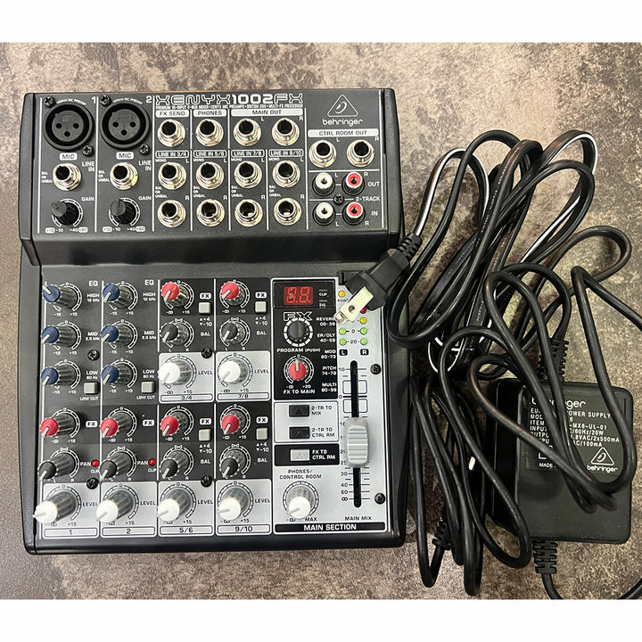 MIXER BEHRINGER XENYX 1002FX - USADO