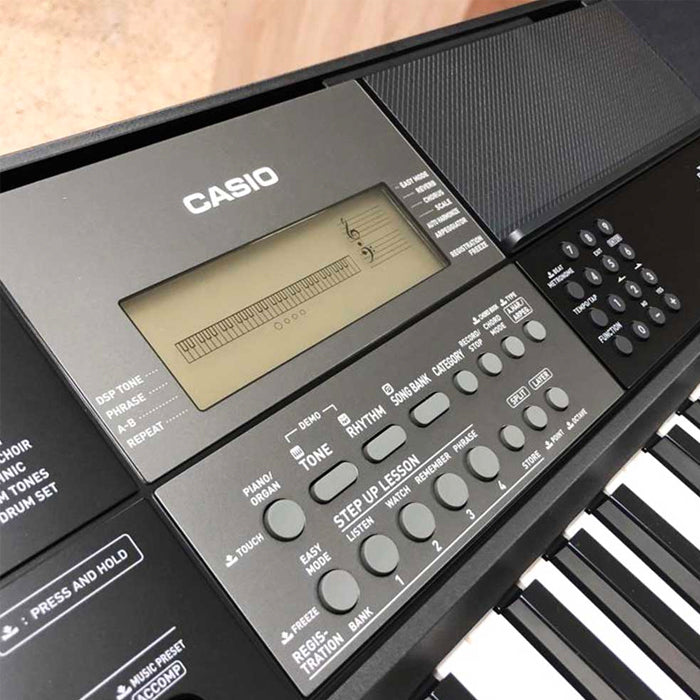 ORGANETA CASIO CT-X800, 5 OCTAVAS CON USB,CON ADAPTADOR