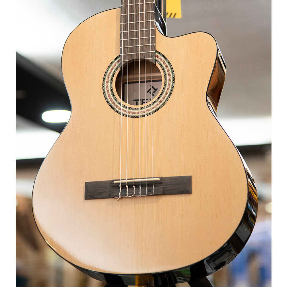 GUITARRA ELECTROACUSTICA TEXAS, CUERDA NYLON 39", AC209CE NATURAL