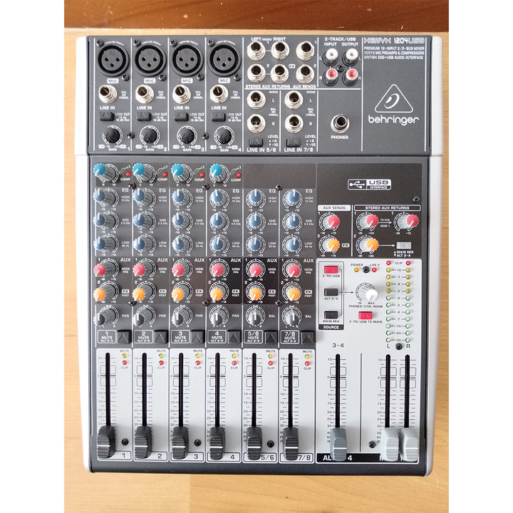 MIXER BEHRINGER XENIX 1204USB (USADO)